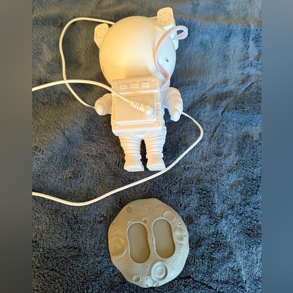 Astronaut Galaxy Projector night light used in the original box - Picture 2 of 2